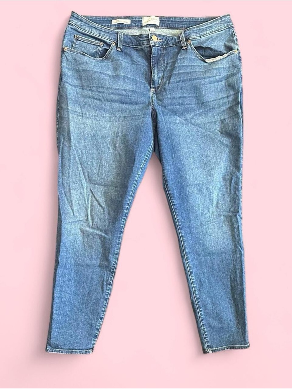 Universal Thread Women's Light Blue Skinny Jeans